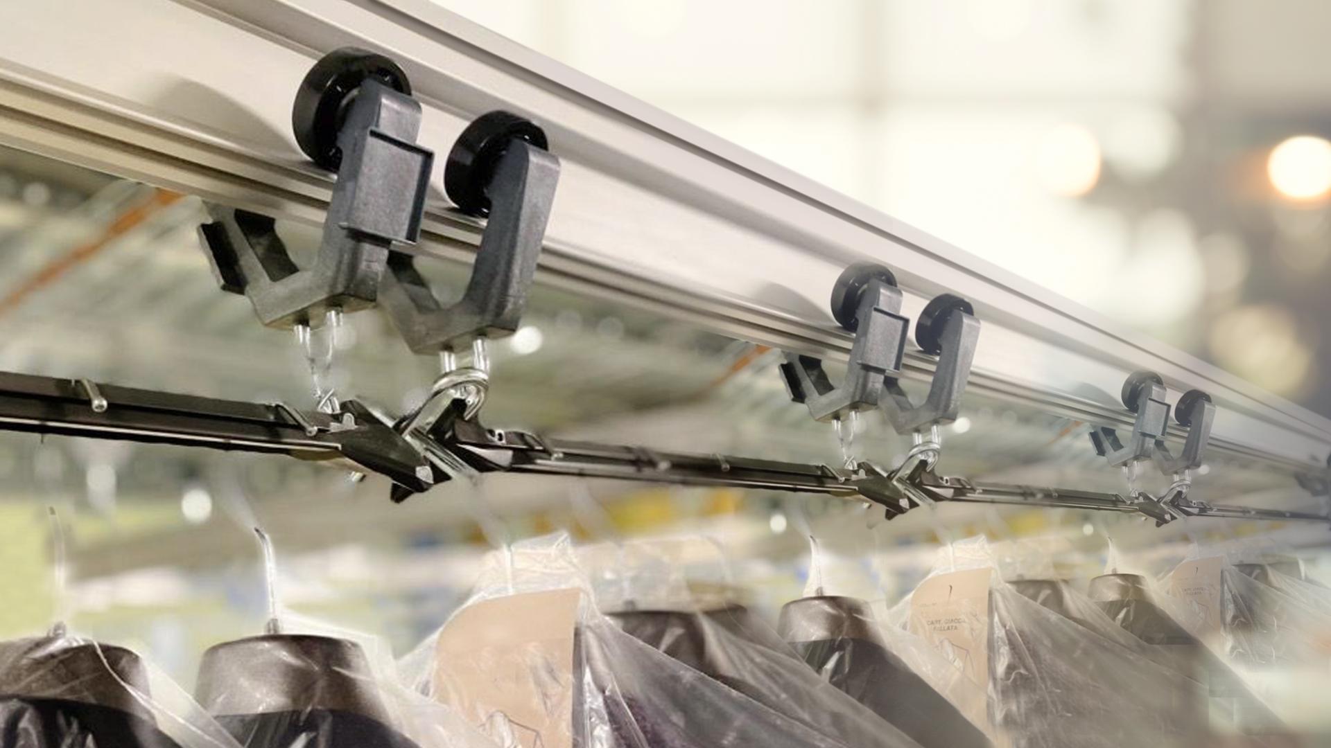 Solución integrada para la manipulación aérea de prendas y productos logísticos